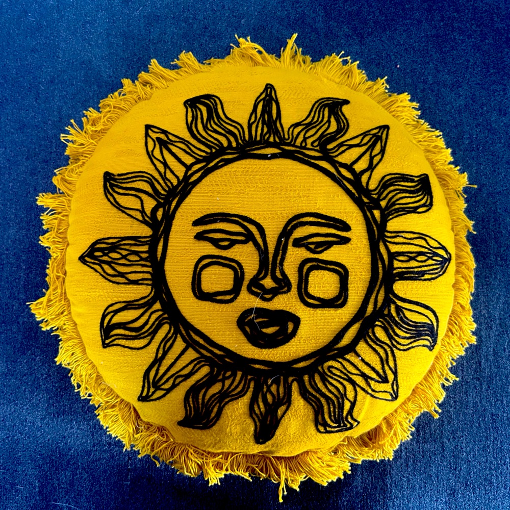 Yellow sun pillow!
